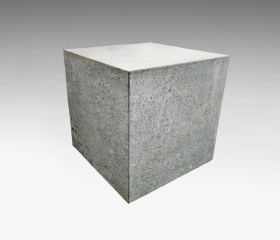 Куб гранитный 300*300*300, м/р: Южно-Султаевское