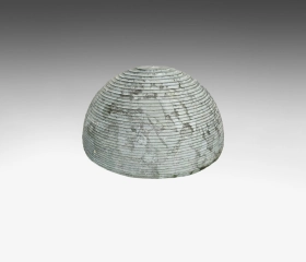 Полусфера гранитная  d=400, h=200, с горизонтальной гребенкой, м/р: Малыгинское